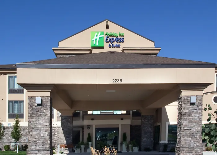 Holiday Inn Express Hotel&Suites Logan